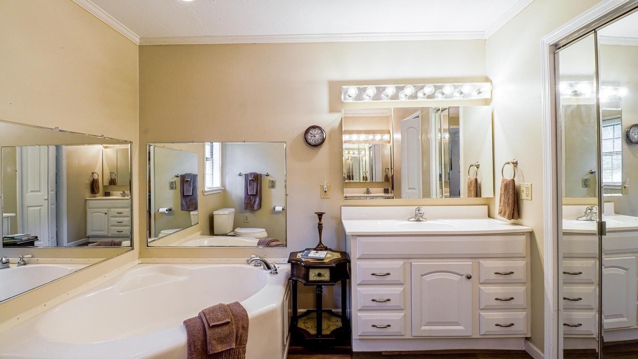 Photo of Bathroom in Moss Point