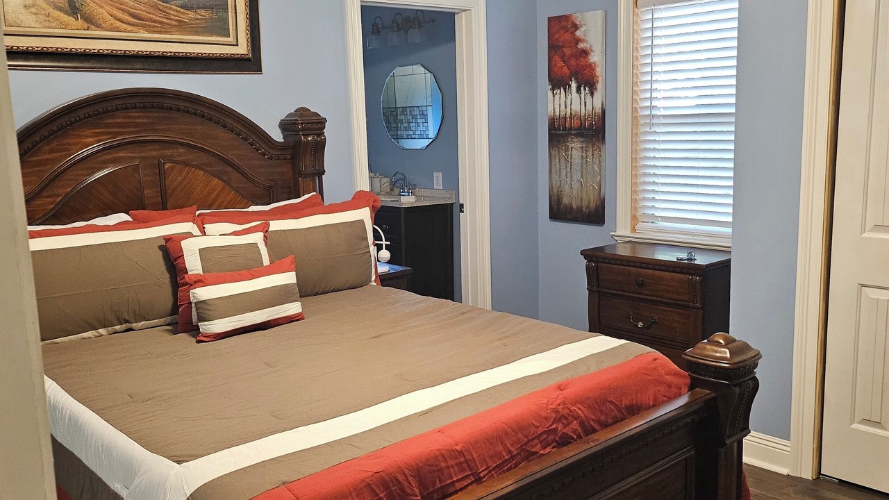 Photo of Bedroom in Laurel