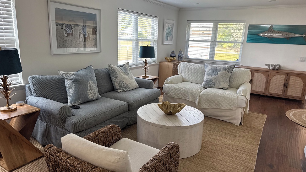 Photo of Livingroom in Lillian