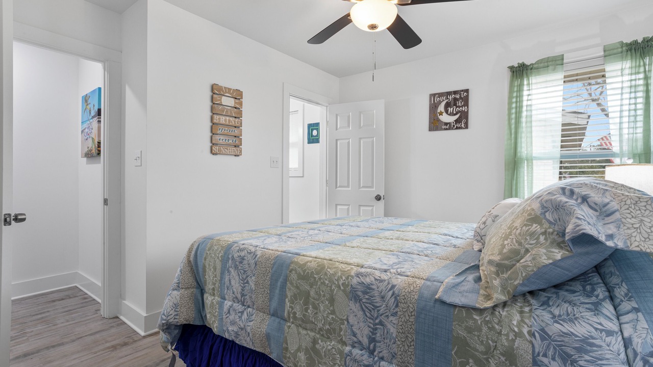 Photo of Bedroom in Gulfport