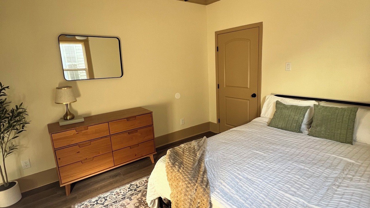 Photo of Bedroom in East Riverside