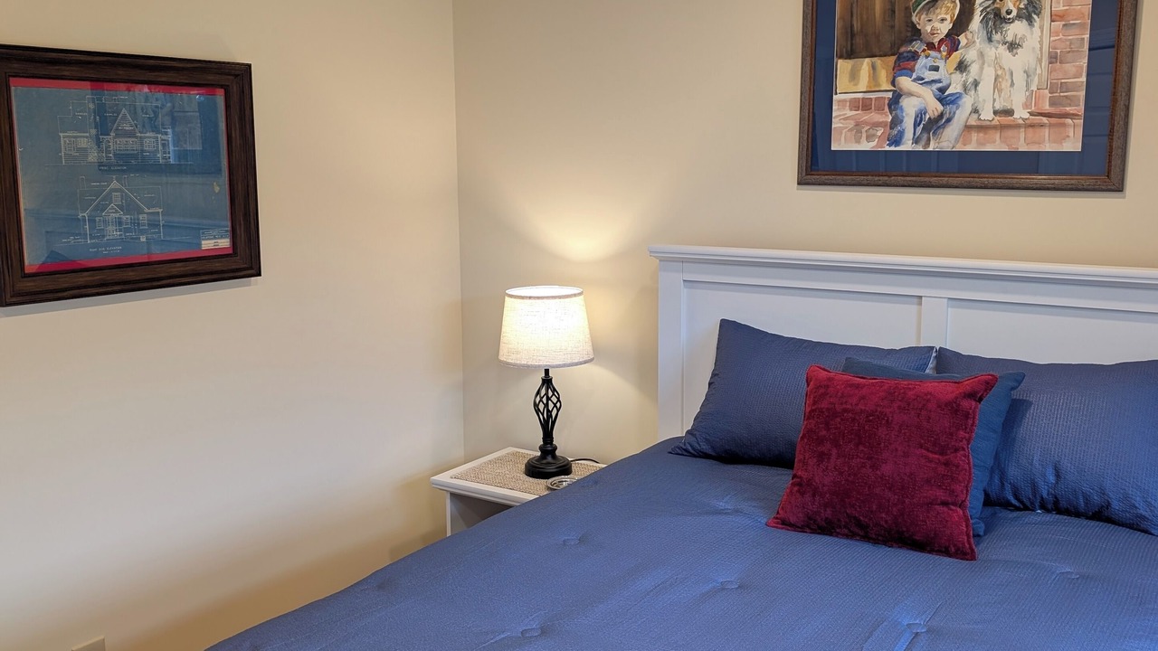 Photo of Bedroom in Grovetown