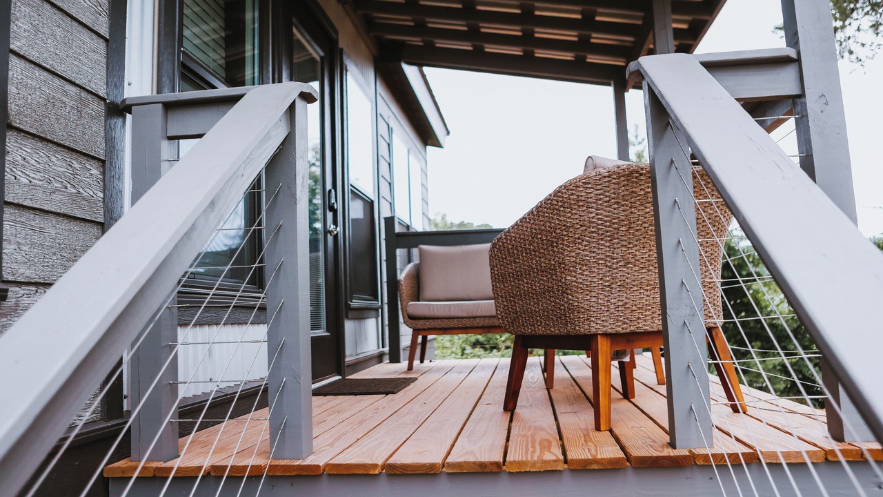 Photo of Patio Balcony in Dewy Rose