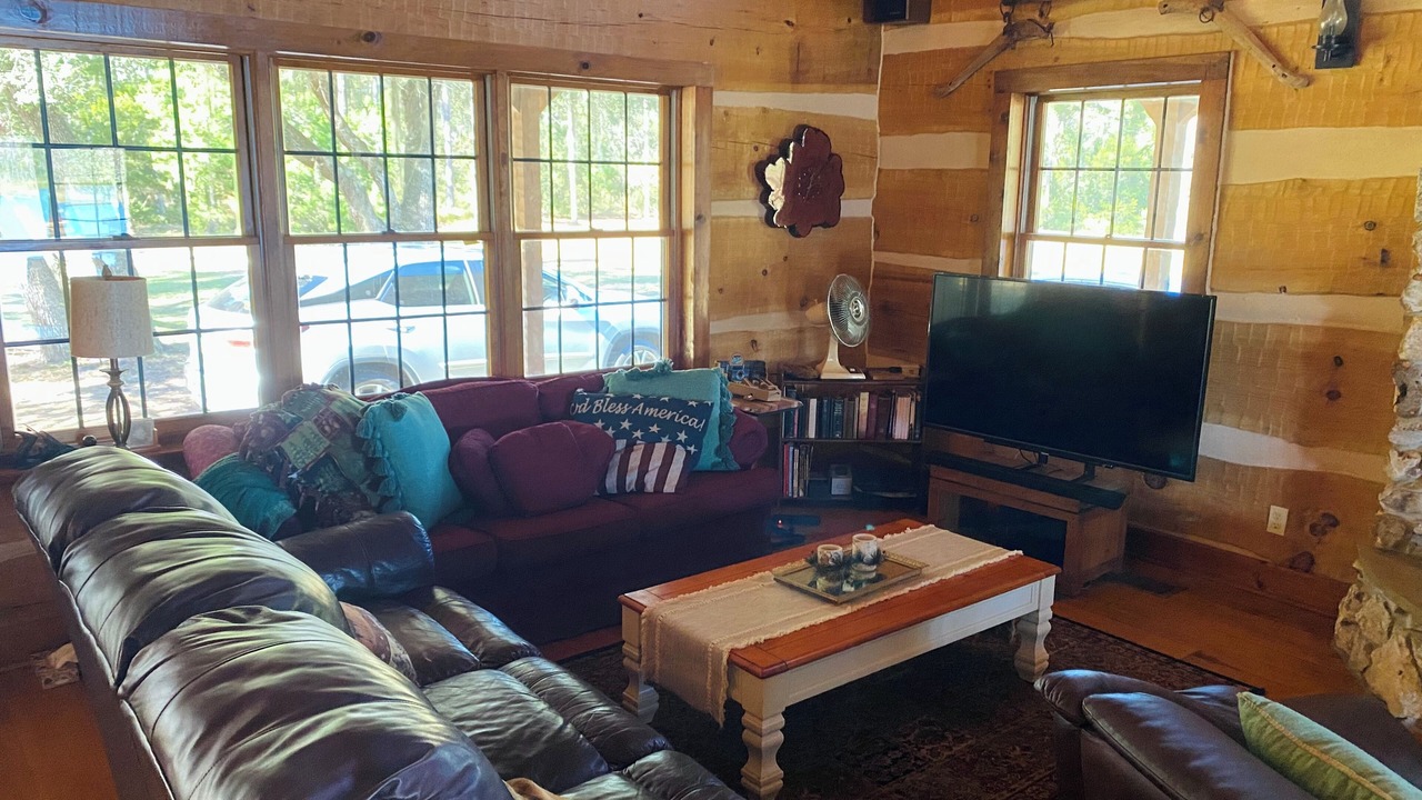Photo of Livingroom in Paisley