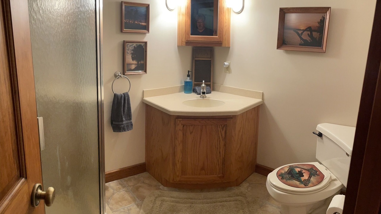 Photo of Bathroom in Paisley