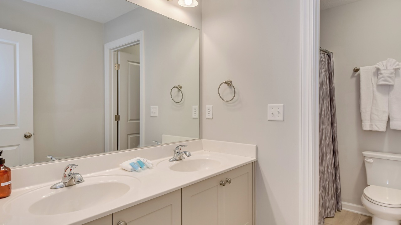 Photo of Bathroom in Canterbury Farms