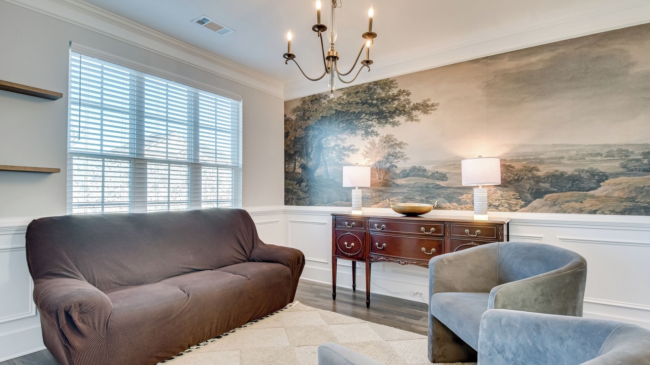 Photo of Livingroom in Canterbury Farms