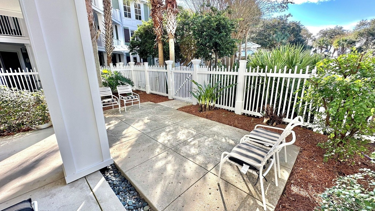 Photo of Others in Baytowne Wharf