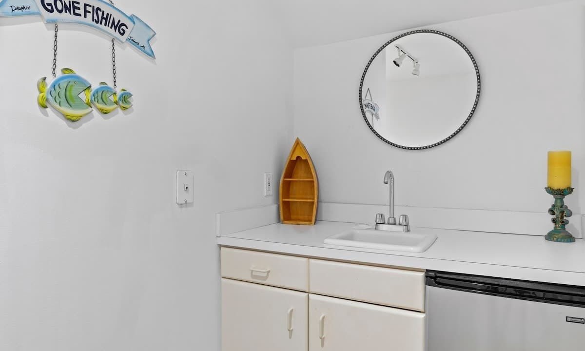 Photo of Bathroom in Dauphin Island