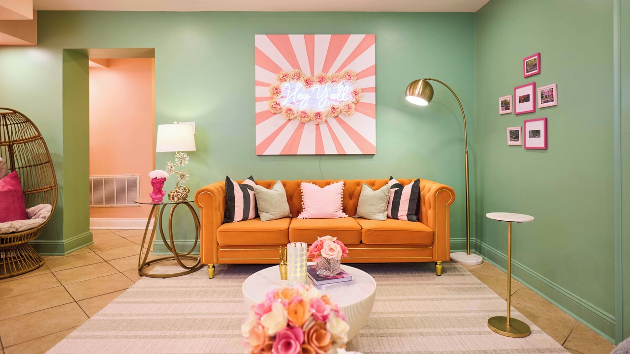 Photo of Bedroom in Historic District - North