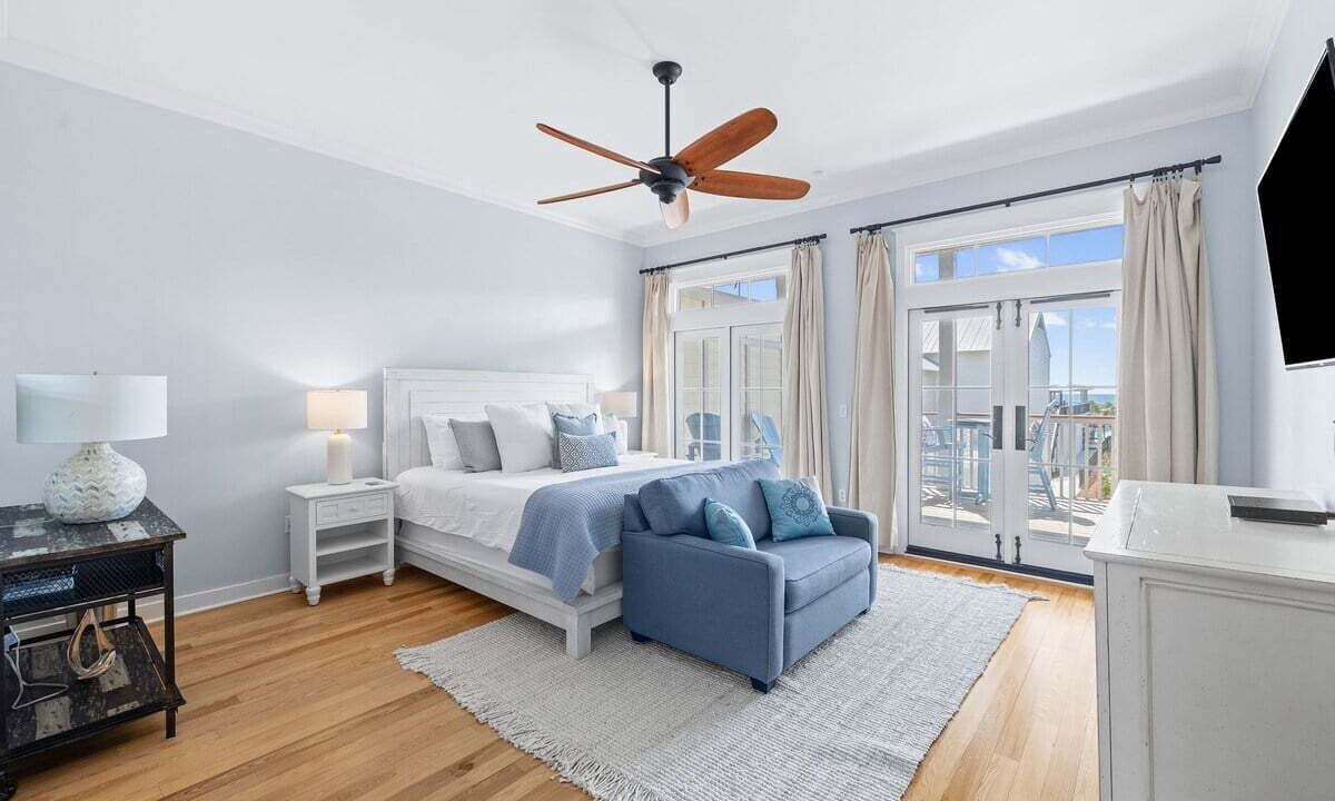 Photo of Bedroom in Beach District