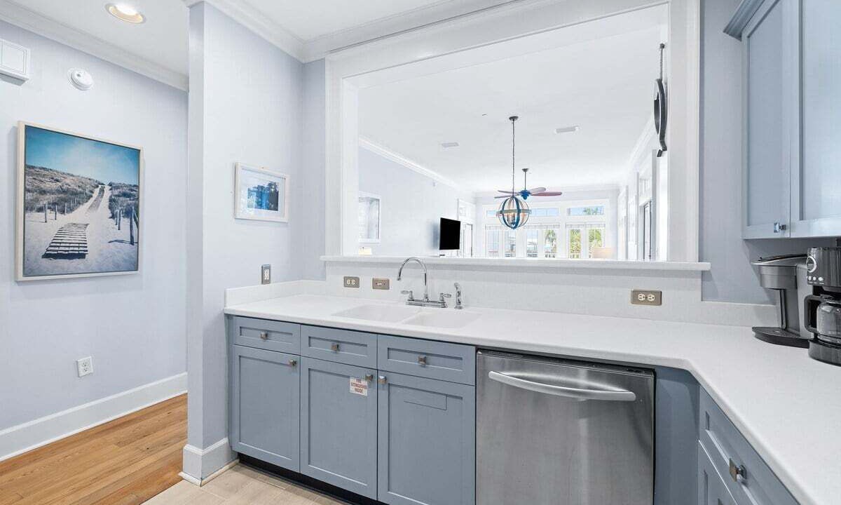 Photo of Kitchen in Beach District
