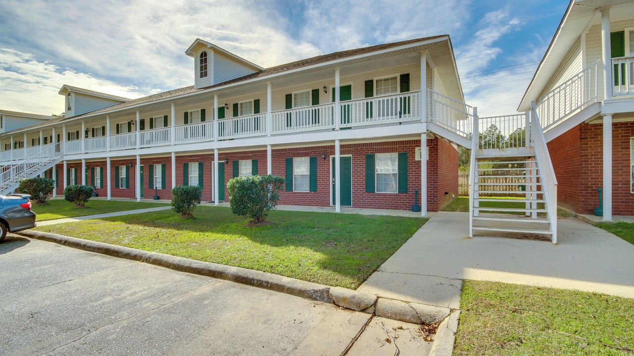 Photo of Others in Gautier