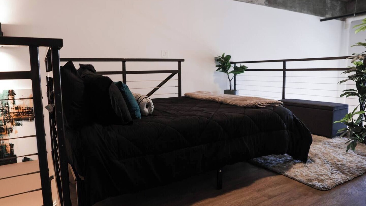 Photo of Bedroom in Atlantic Station Area