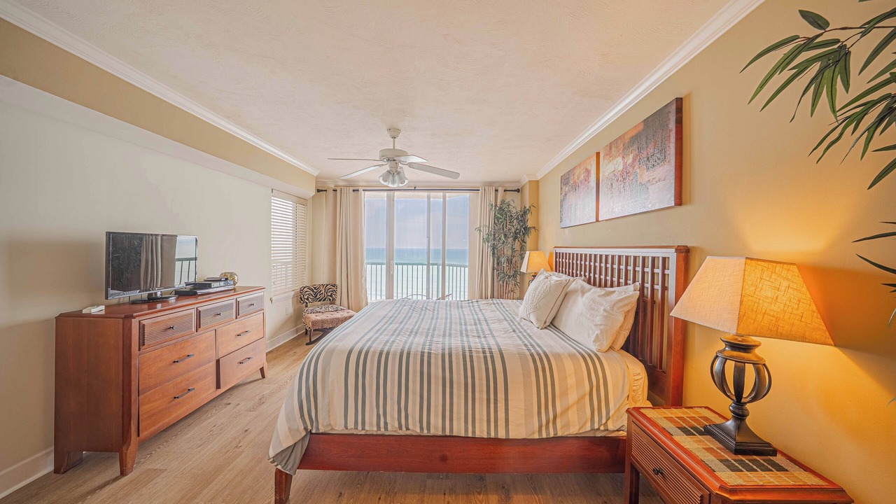Photo of Bedroom in Daytona Beach Shores