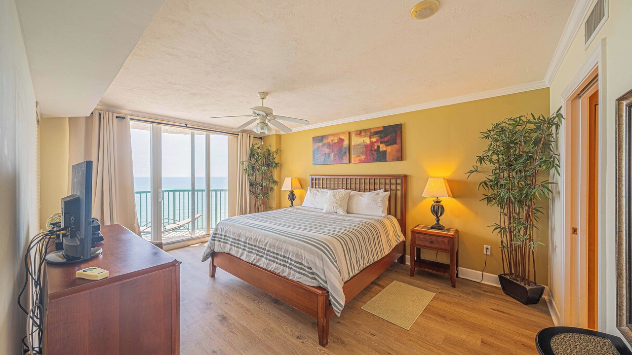 Photo of Bedroom in Daytona Beach Shores