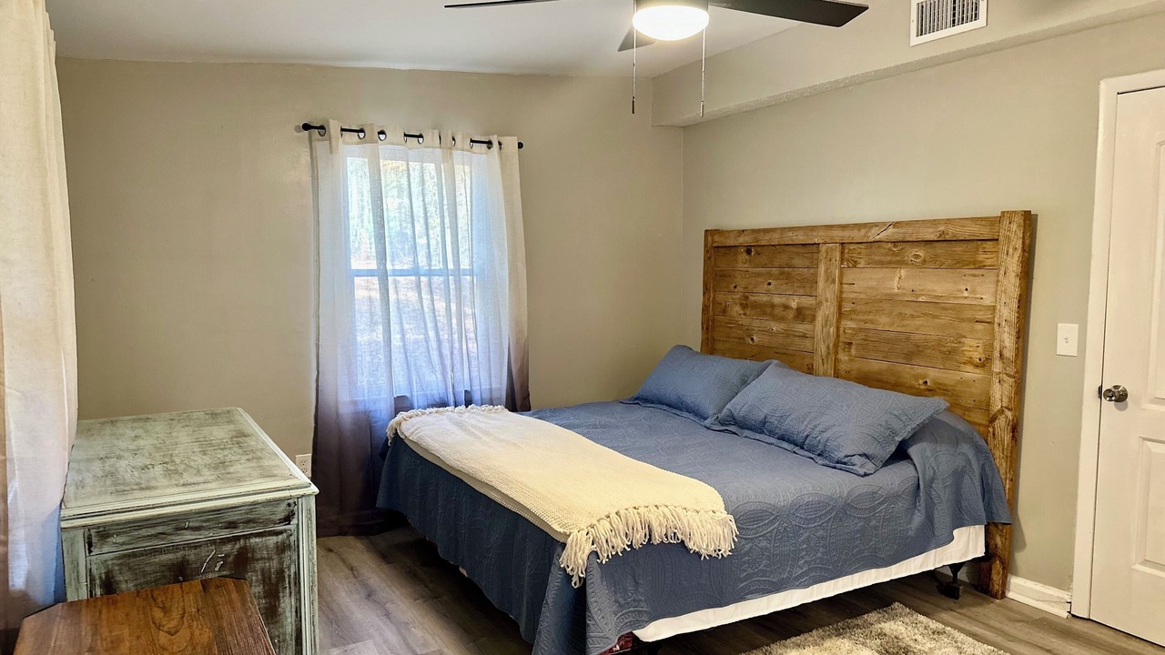 Photo of Bedroom in Cataula