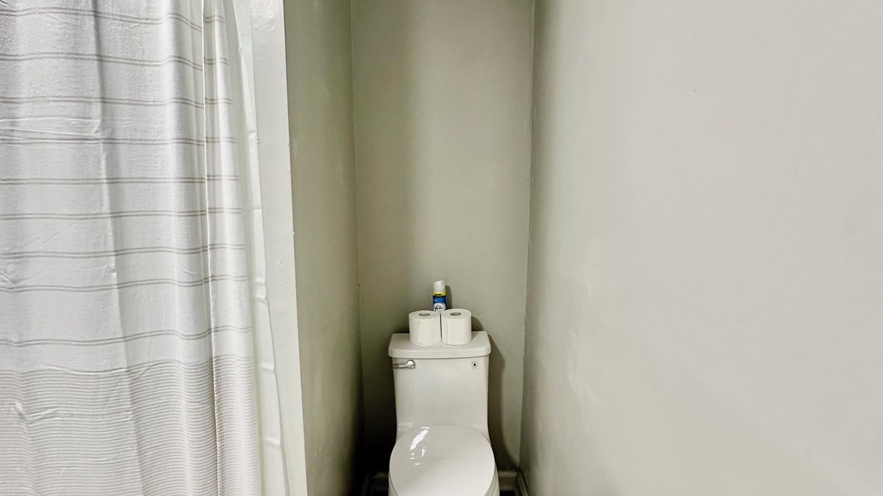 Photo of Bathroom in Cataula