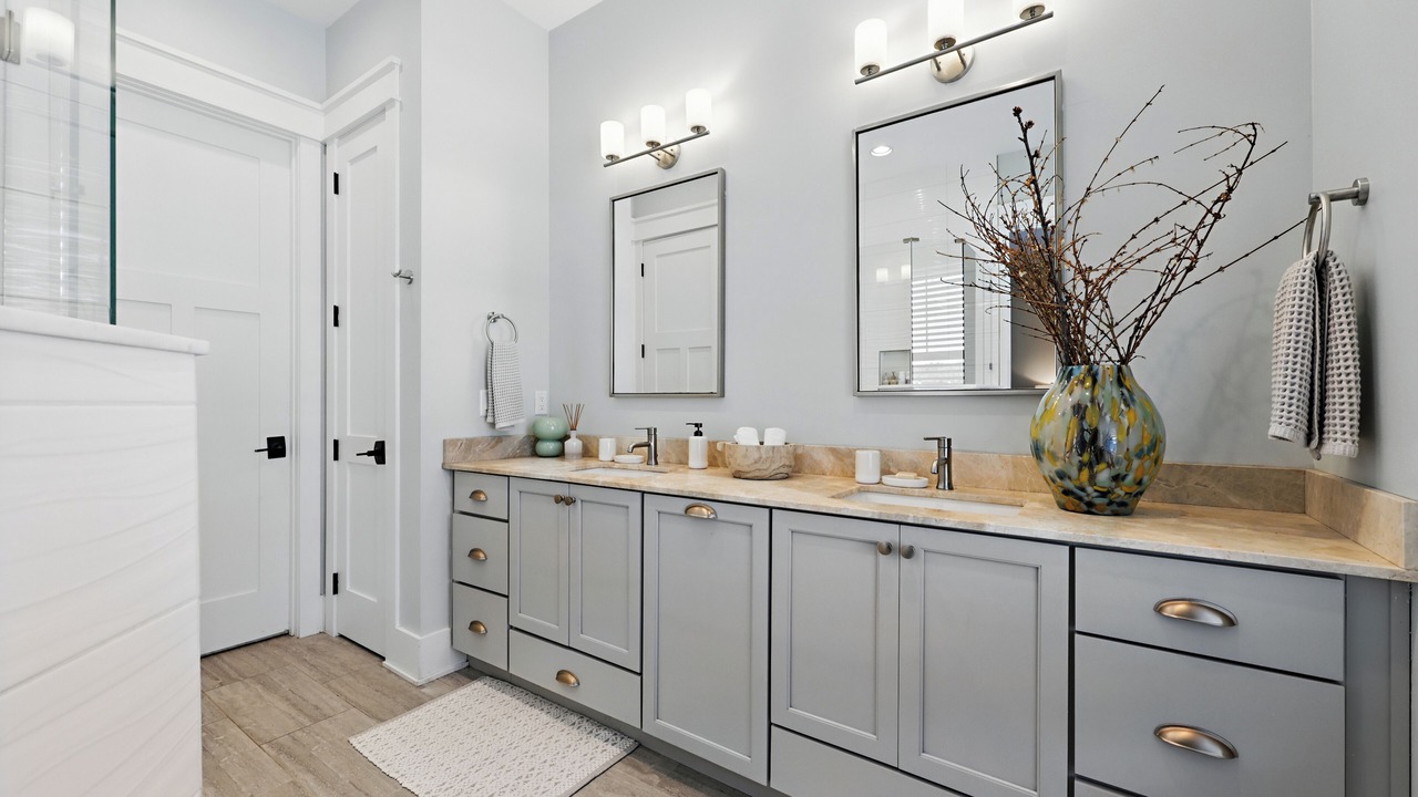 Photo of Bathroom in Palm Valley