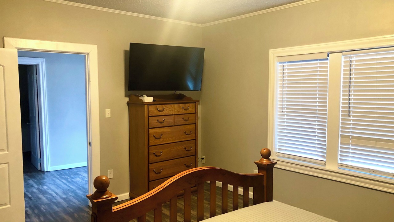 Photo of Bedroom in Six Mile