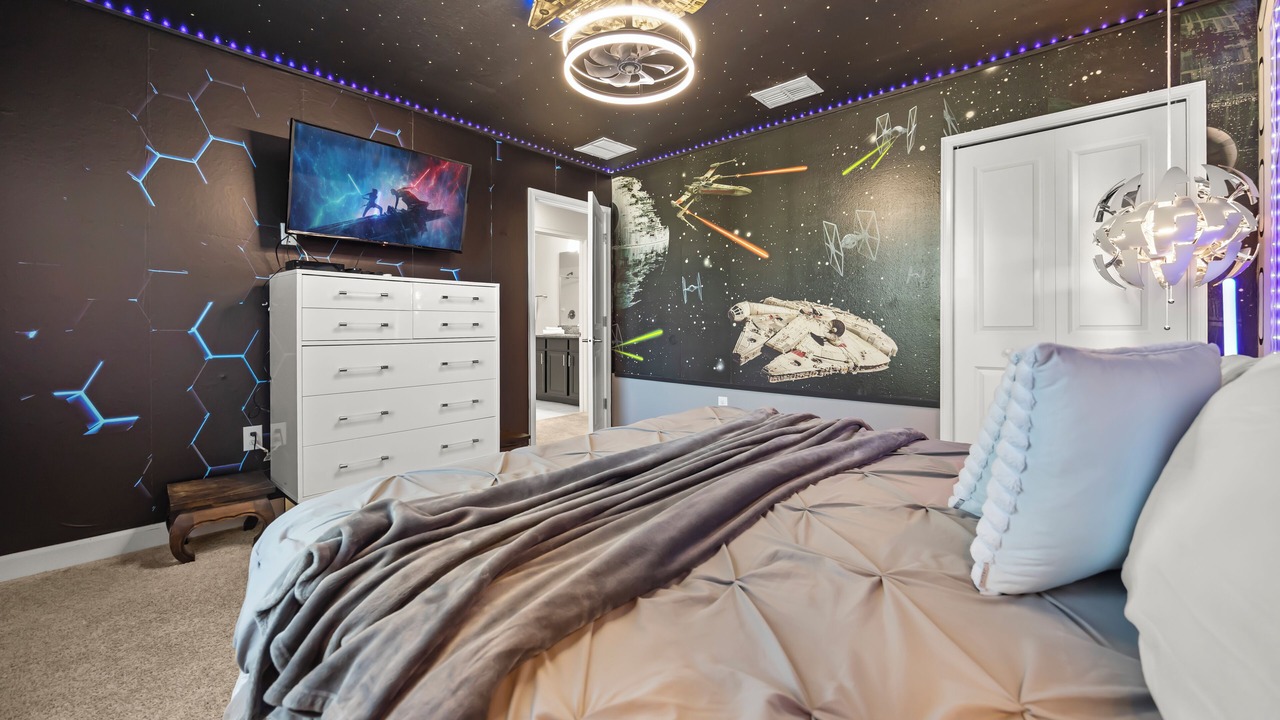 Photo of Bedroom in Davenport
