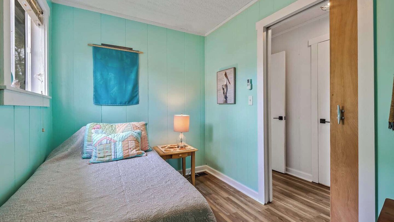 Photo of Bedroom in Alligator Point