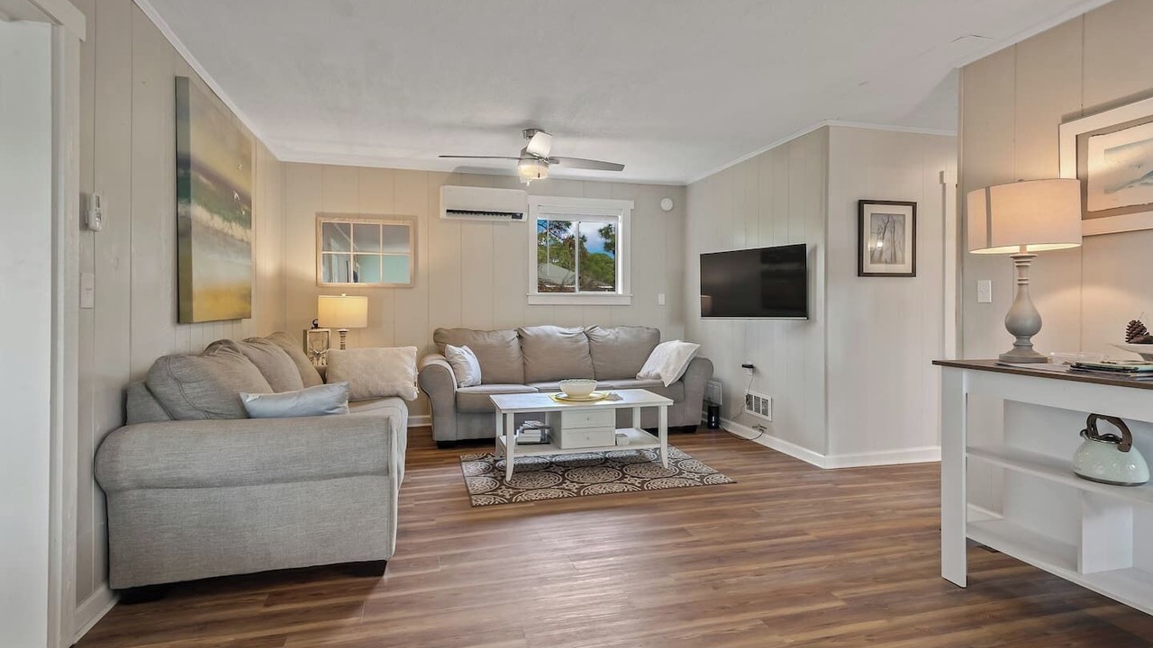 Photo of Livingroom in Alligator Point