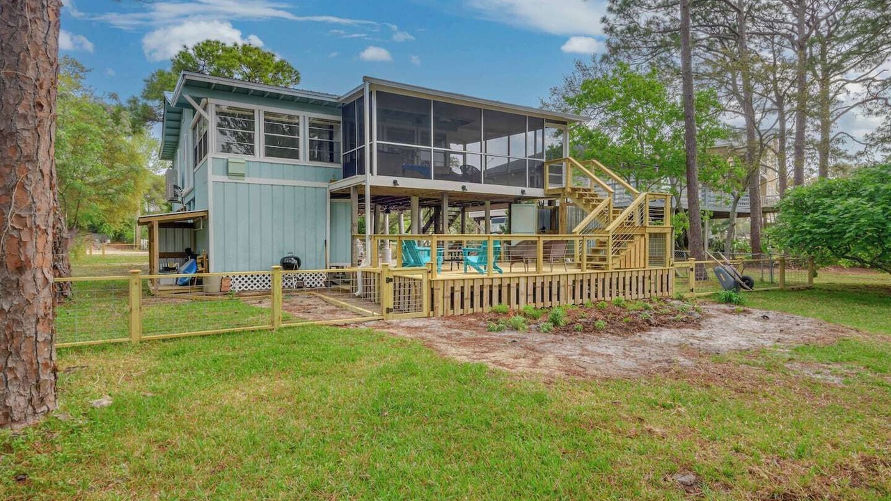 Photo of Outdoor in Alligator Point