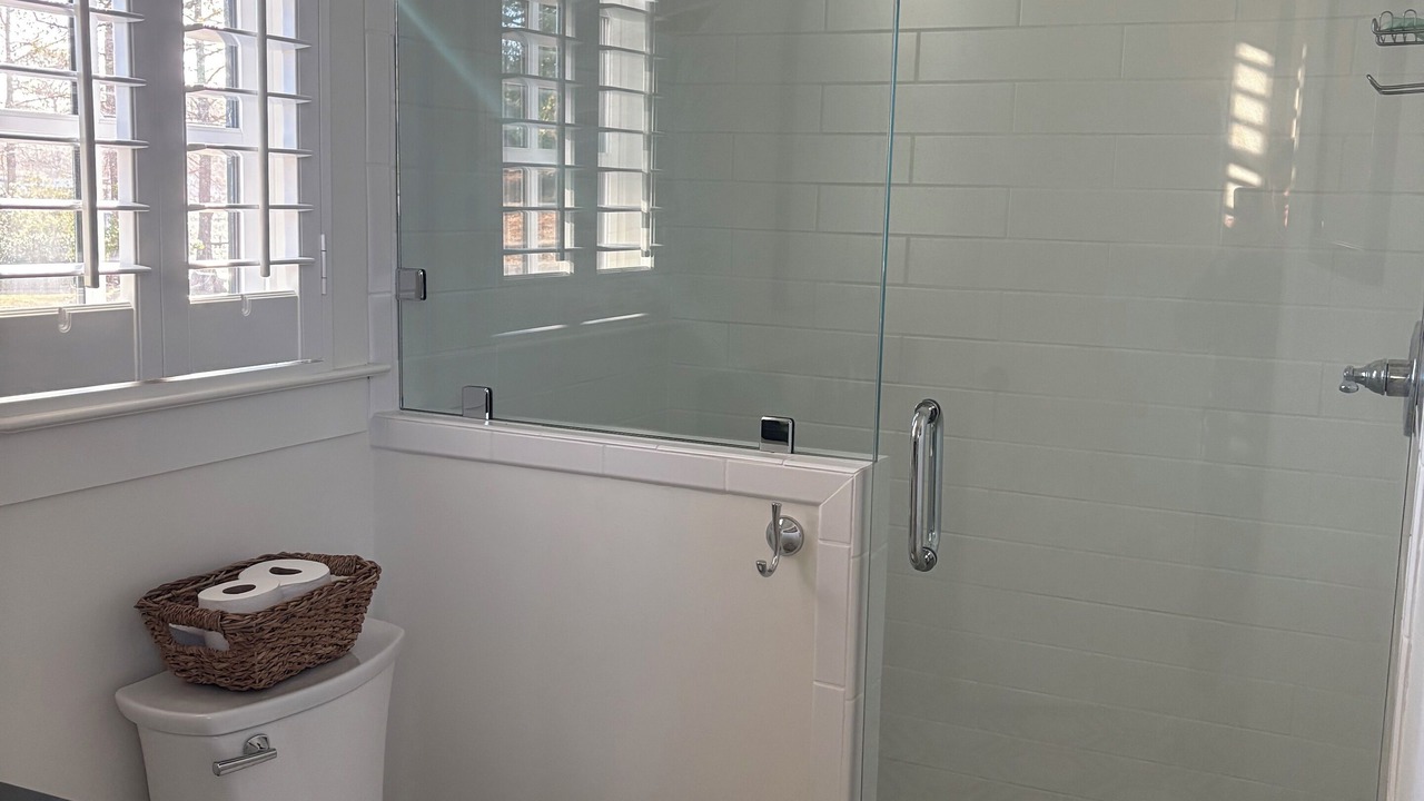 Photo of Bathroom in Warwick