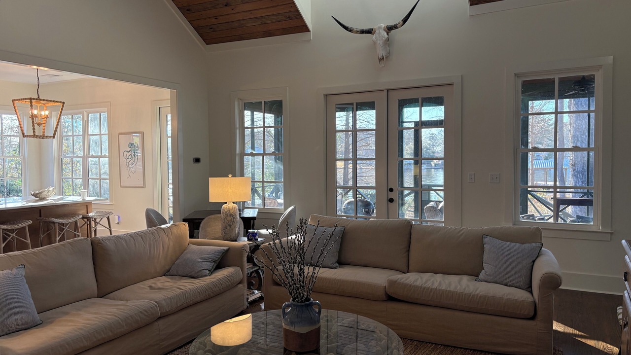 Photo of Livingroom in Warwick