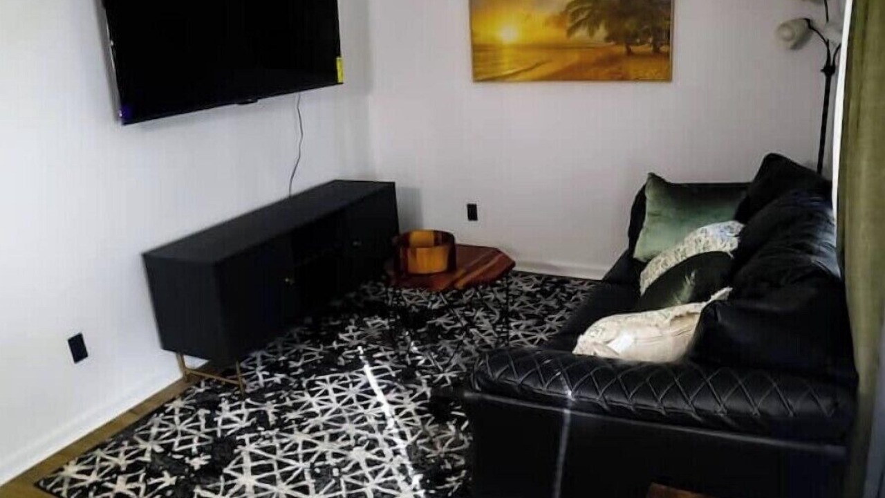 Photo of Livingroom in Tallahassee