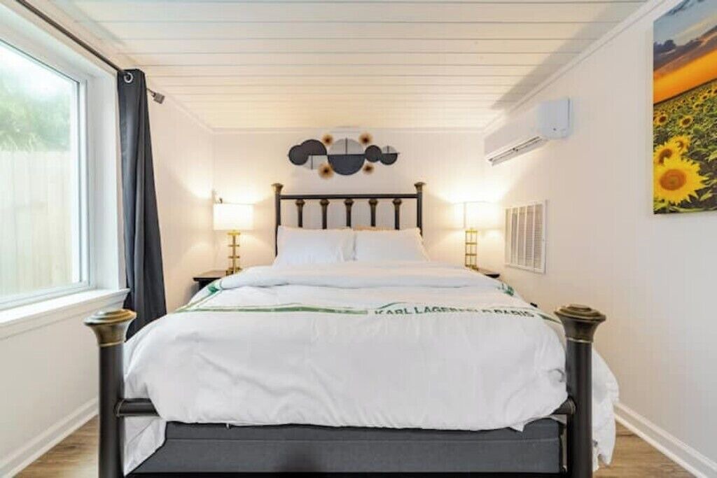 Photo of Bedroom in Tallahassee