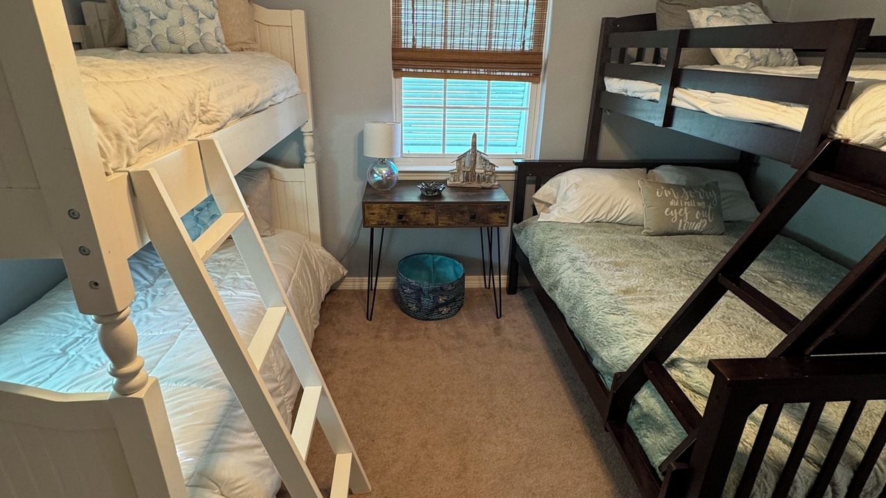 Photo of Bedroom in Shoreline Park