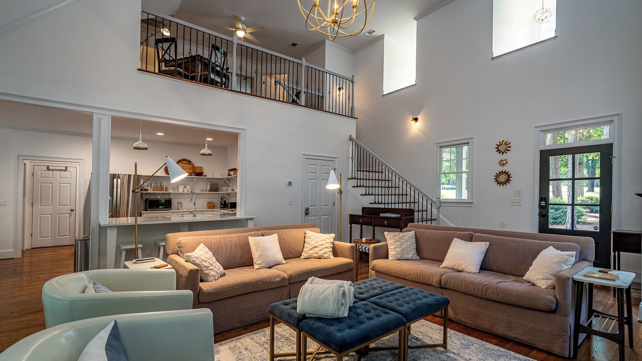 Photo of Livingroom in Eatonton