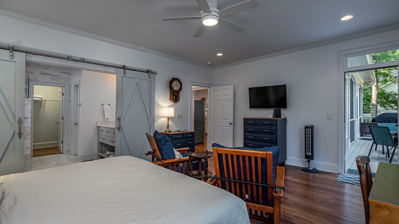 Photo of Bedroom in Eatonton