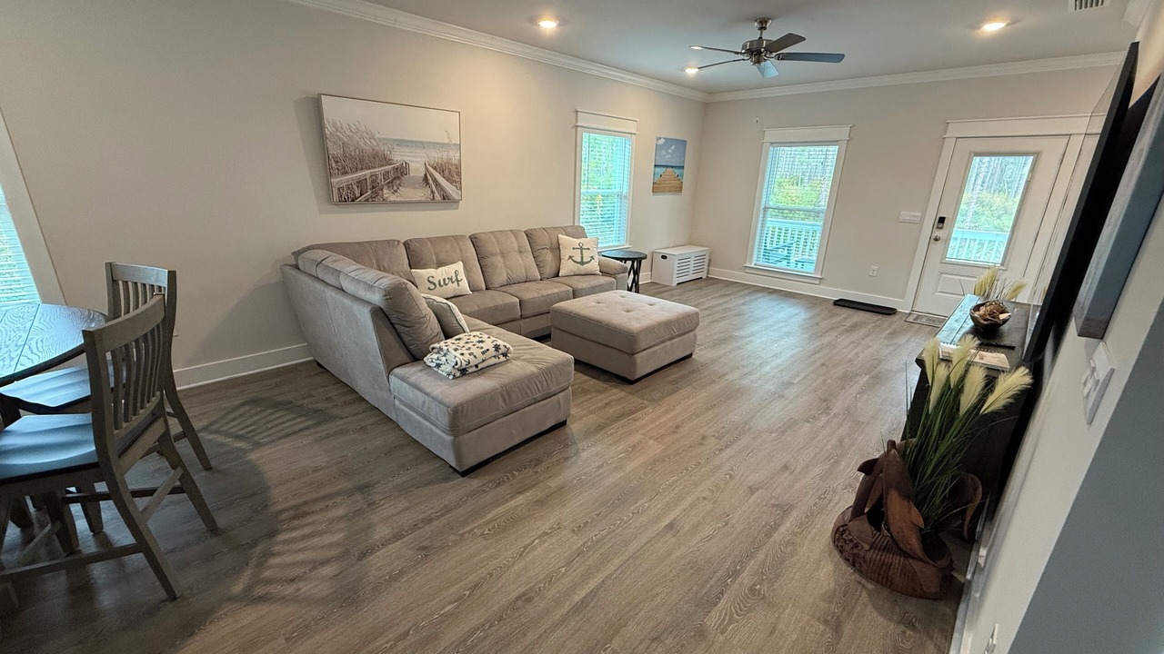 Photo of Livingroom in Panacea