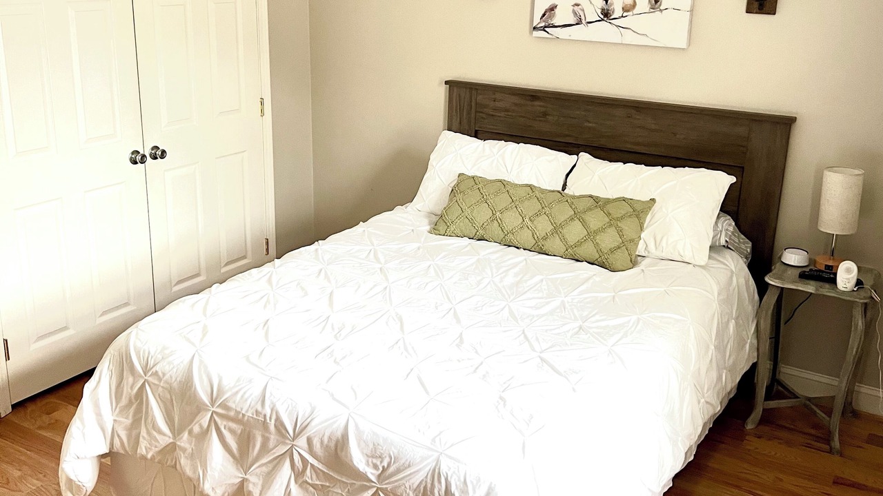 Photo of Bedroom in Oxford