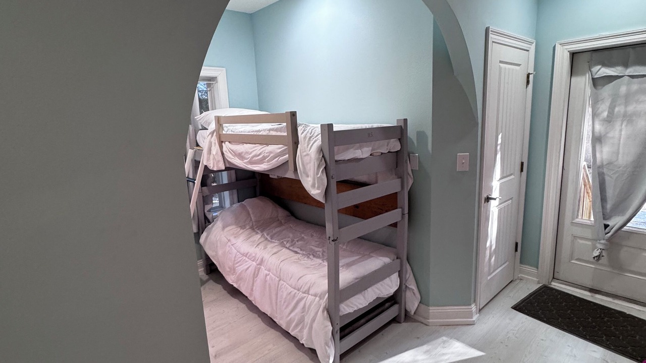 Photo of Bedroom in Lillian