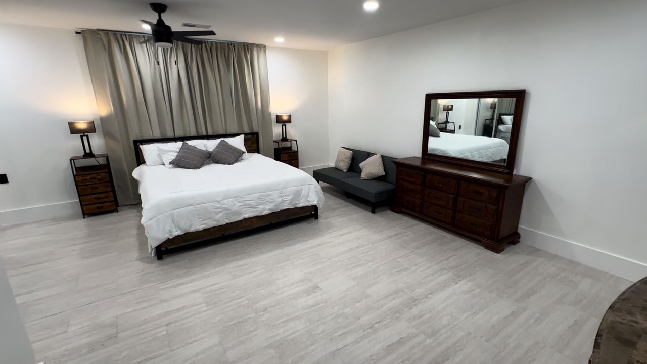 Photo of Bedroom in Kenner - Louis Armstrong International Airport
