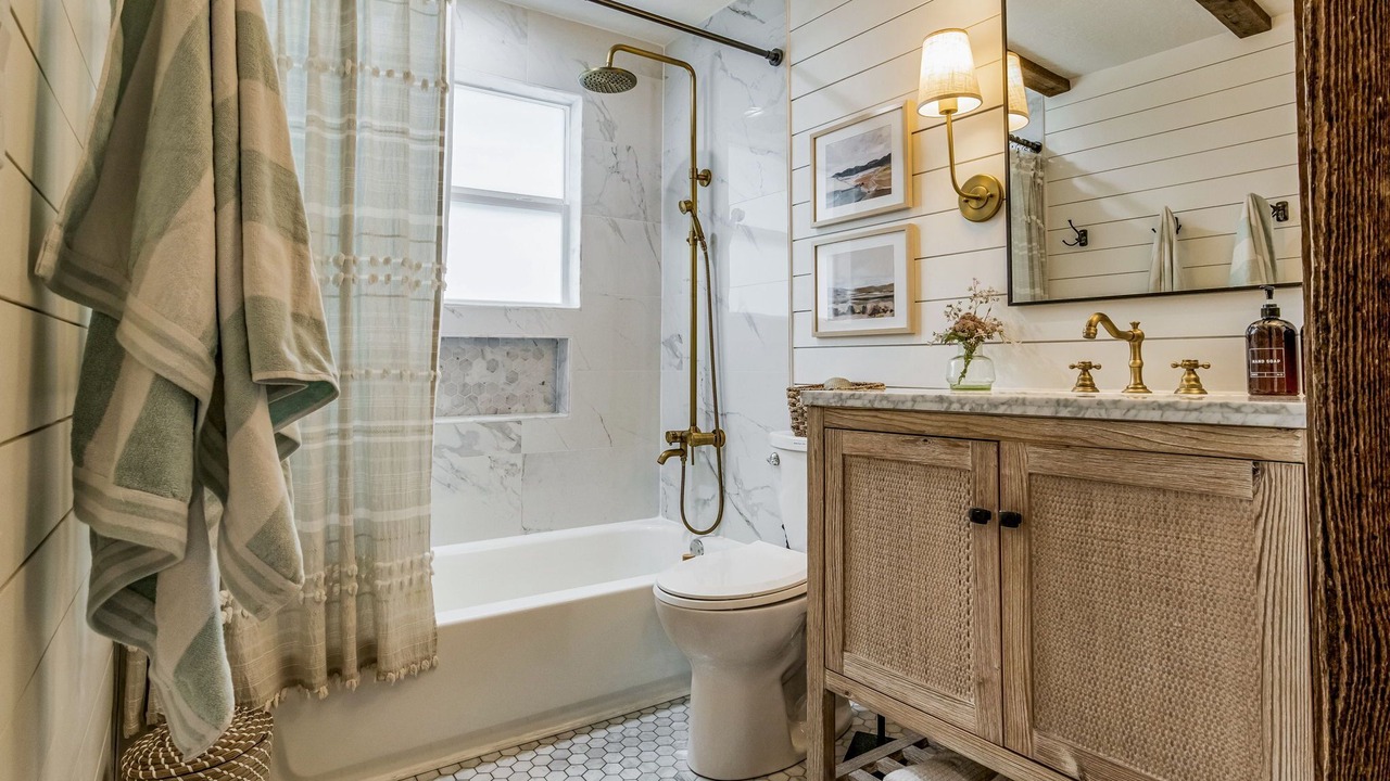 Photo of Bathroom in South Pensacola