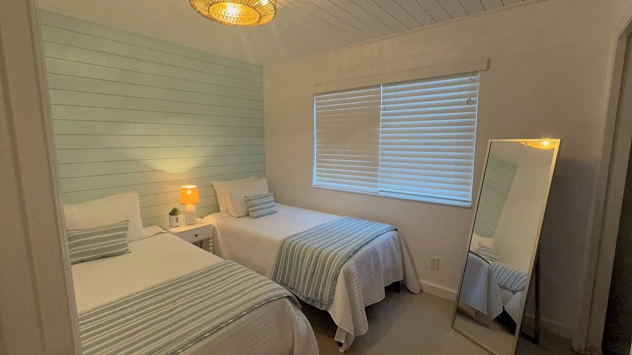 Photo of Bedroom in Marineland Acres