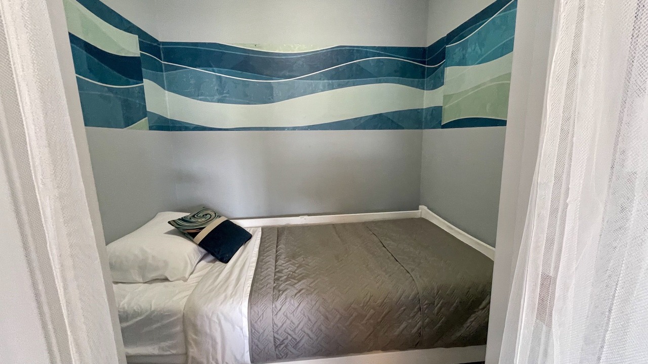 Photo of Bedroom in Gulfport