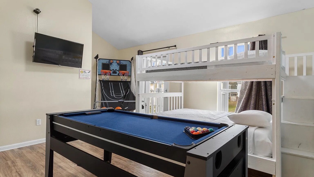 Photo of Bedroom in Gulfport