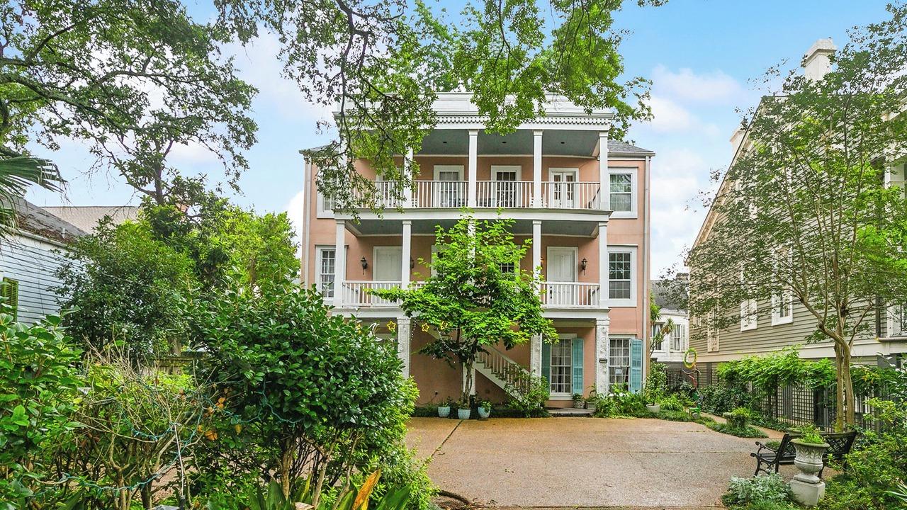 Photo of Outdoor in Lower Garden District
