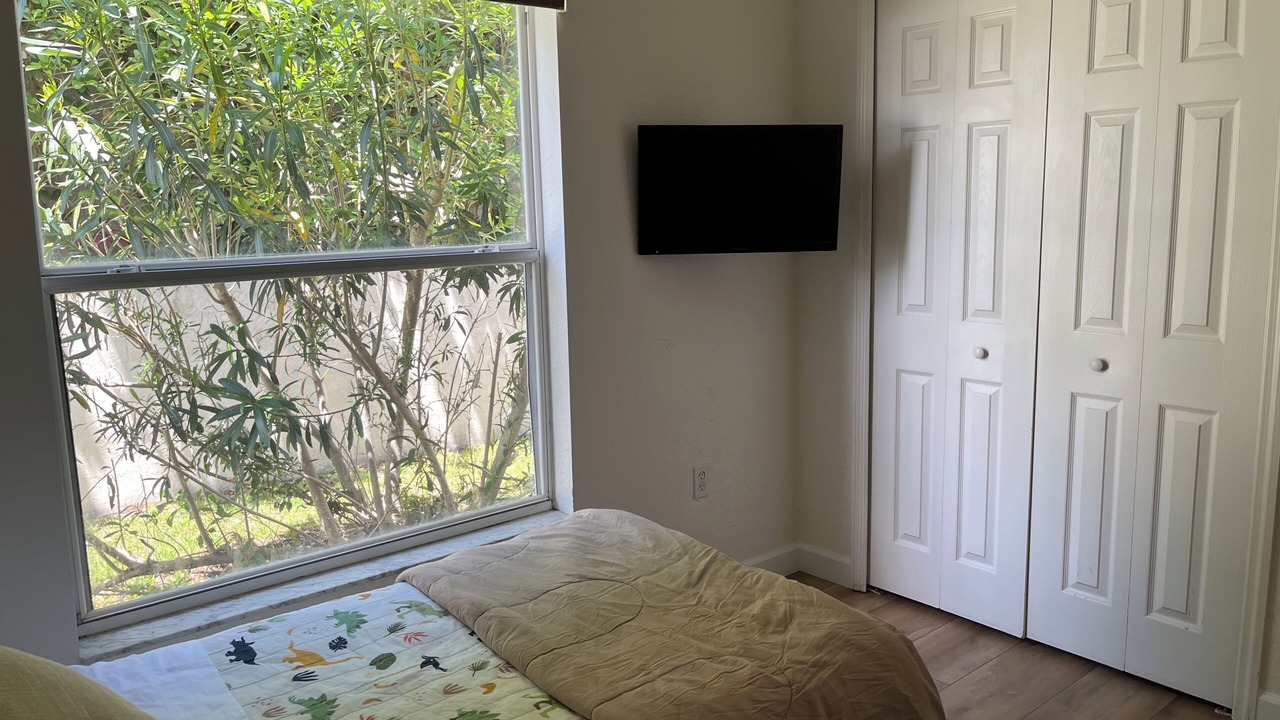 Photo of Bedroom in Loma Vista