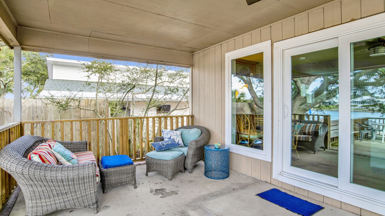 Photo of Patio Balcony in Holiday Harbor