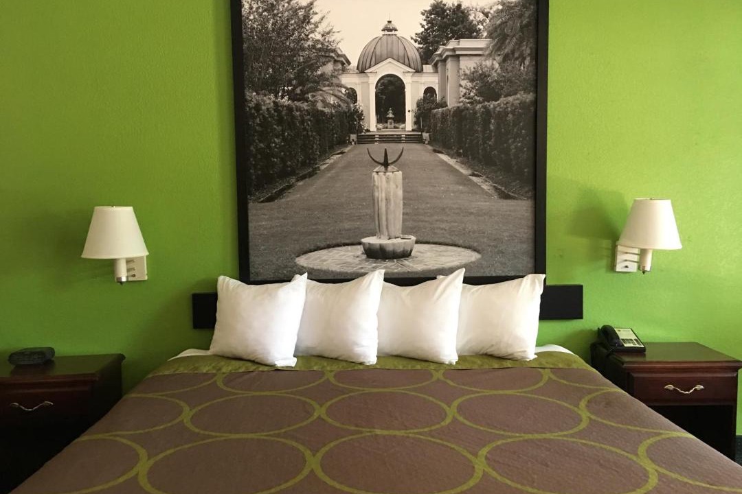 Photo of Bedroom in Mobile