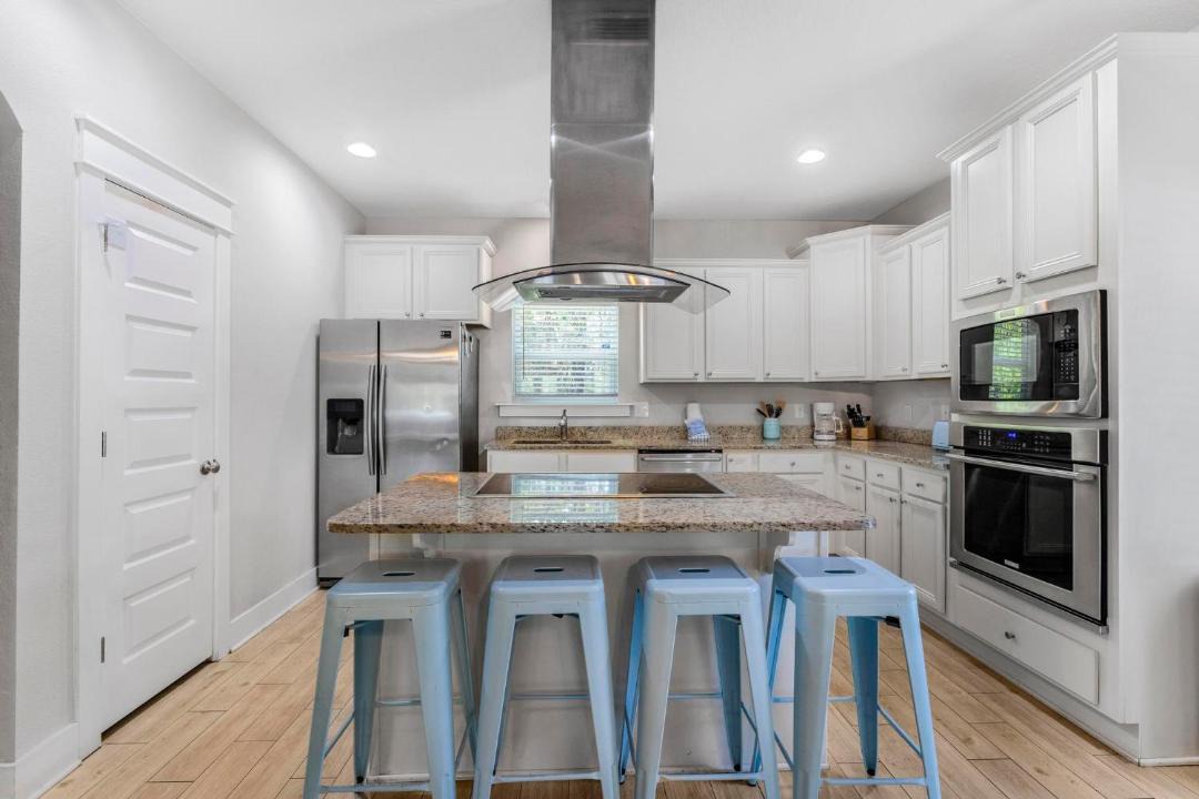 Photo of Kitchen in Ono Island