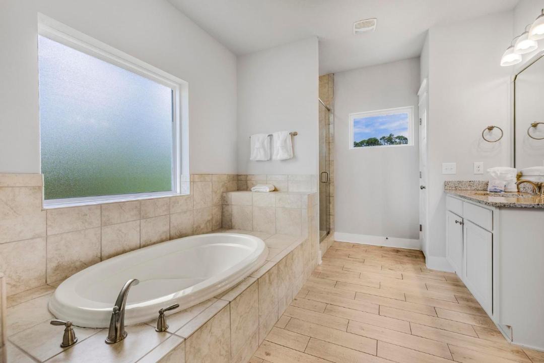 Photo of Bathroom in Ono Island