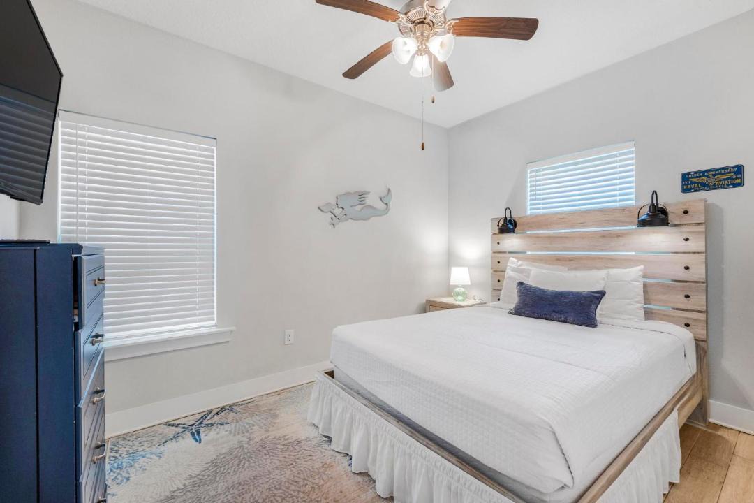 Photo of Bedroom in Ono Island